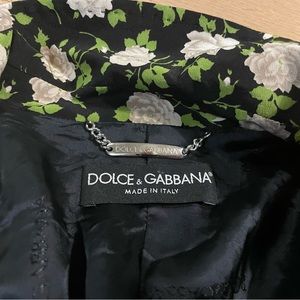 Dolce & gabbana blazer size 44 but was altered to fit like a 42